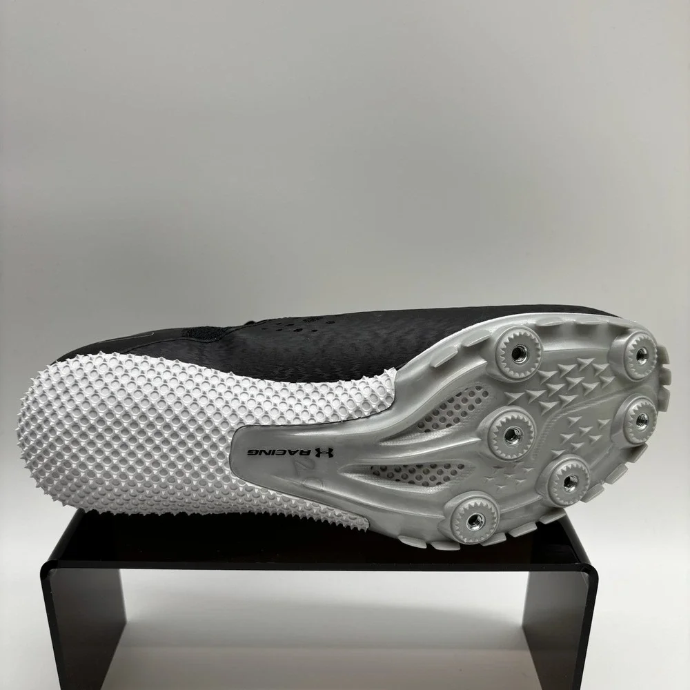 Under‎ Armour UA Kick Sprint 4 Black Size 9M 10.5W Sprinting Flexible
